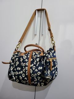 (Kategori: ) berada di . Dikirim oleh madamexpense (ID iklan 1137743366, Gambar 1). Deskripsi: .
