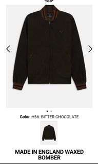 （分類：）位於 。 由 sneaker17 提交（商品編號 1137807437，圖片 1）。簡介： 。