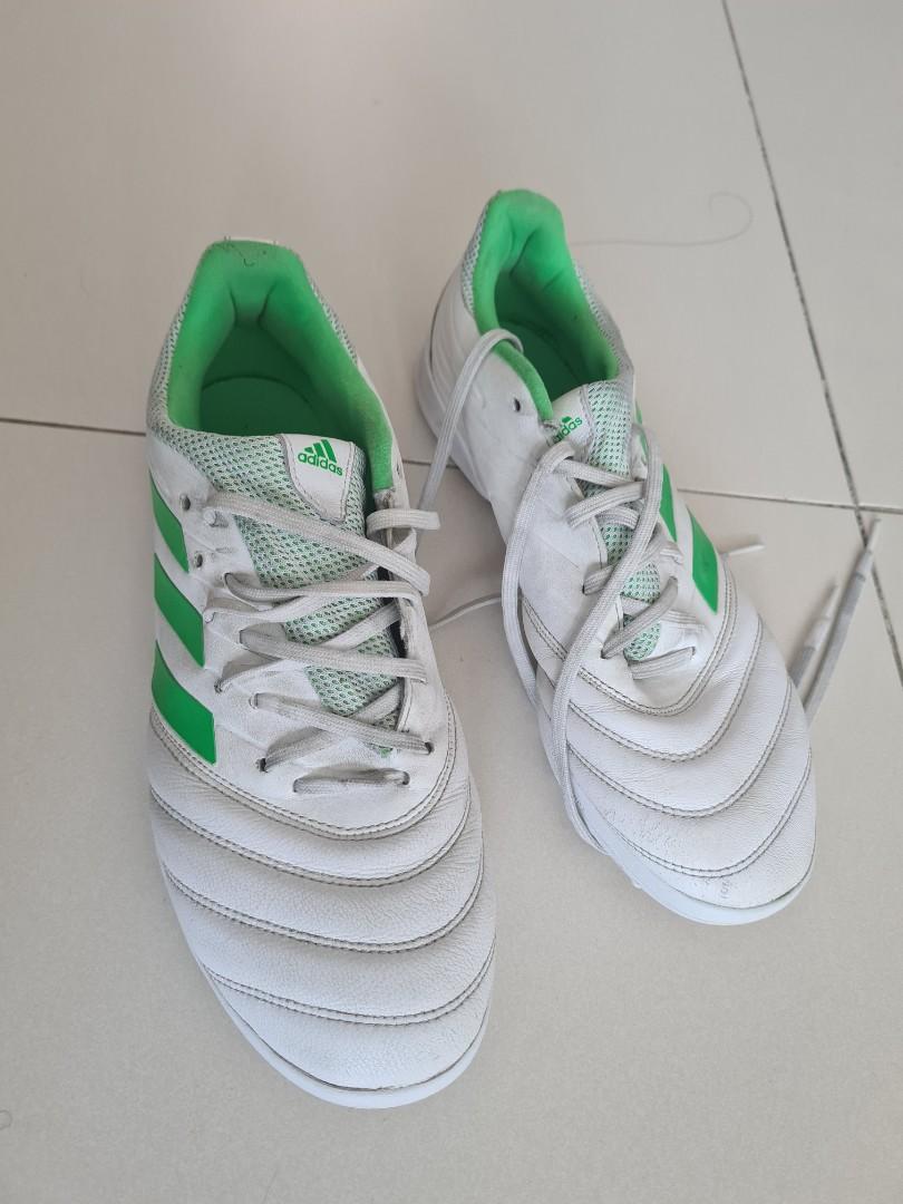 Adidas non marking best sale futsal