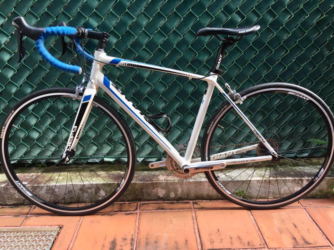 Giant Defy 0 Aluxx SL Ultegra 6800