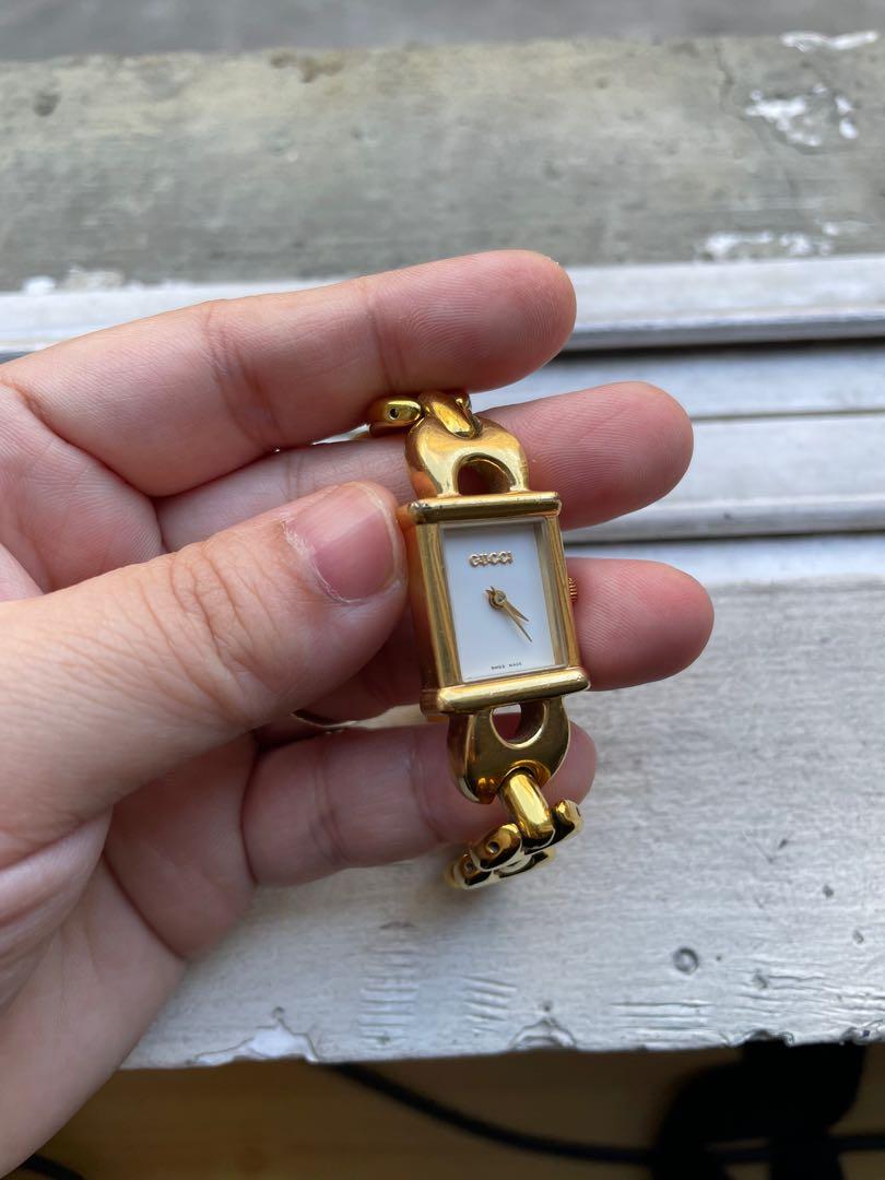 Gucci 1800L swiss made watch Authentic 