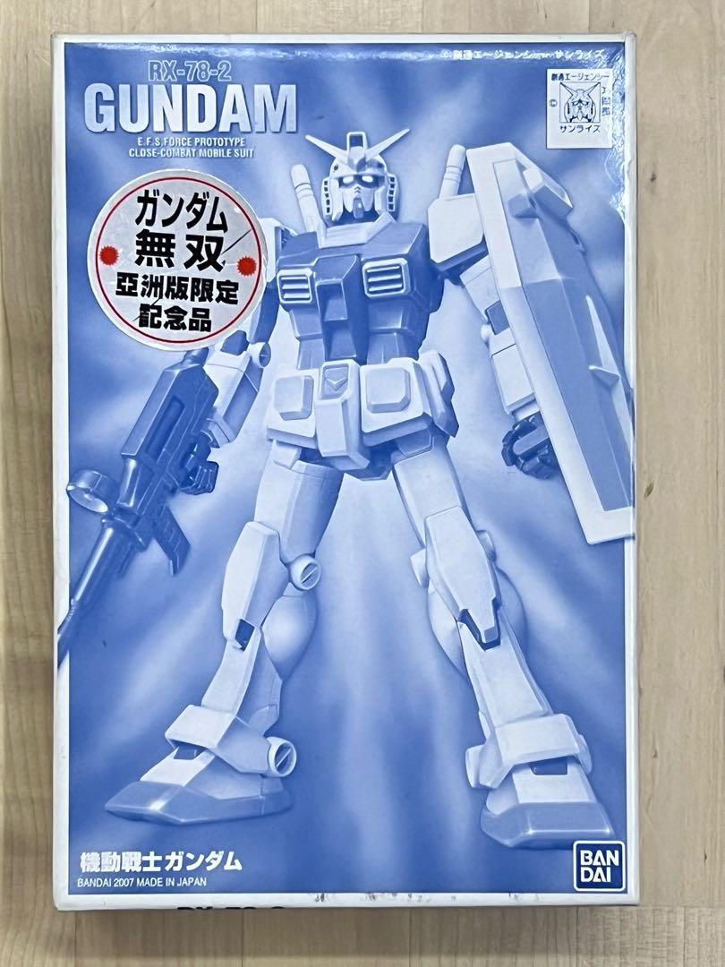 【数量は多】 日本制造)絕版GUNDAM 全透明高達無雙亞洲版限定記念品 RX-78-2 ロボット