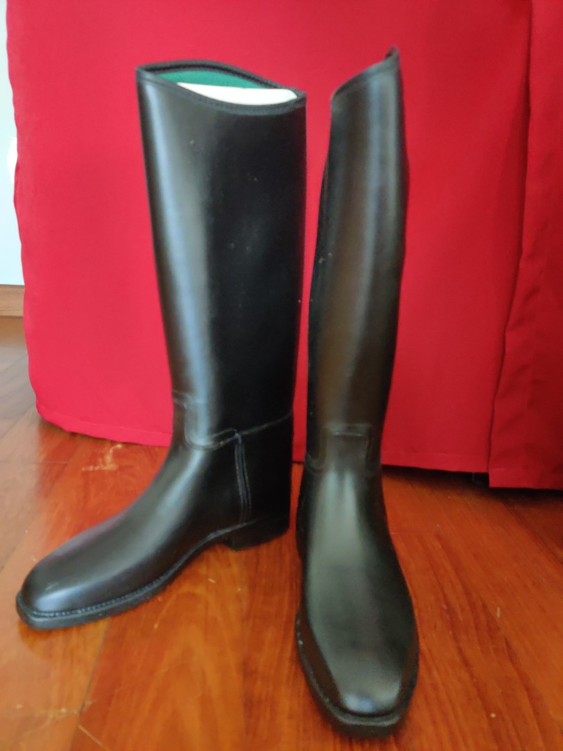 Horse riding boots for kids/teens. Very good condition, Women's Fashion