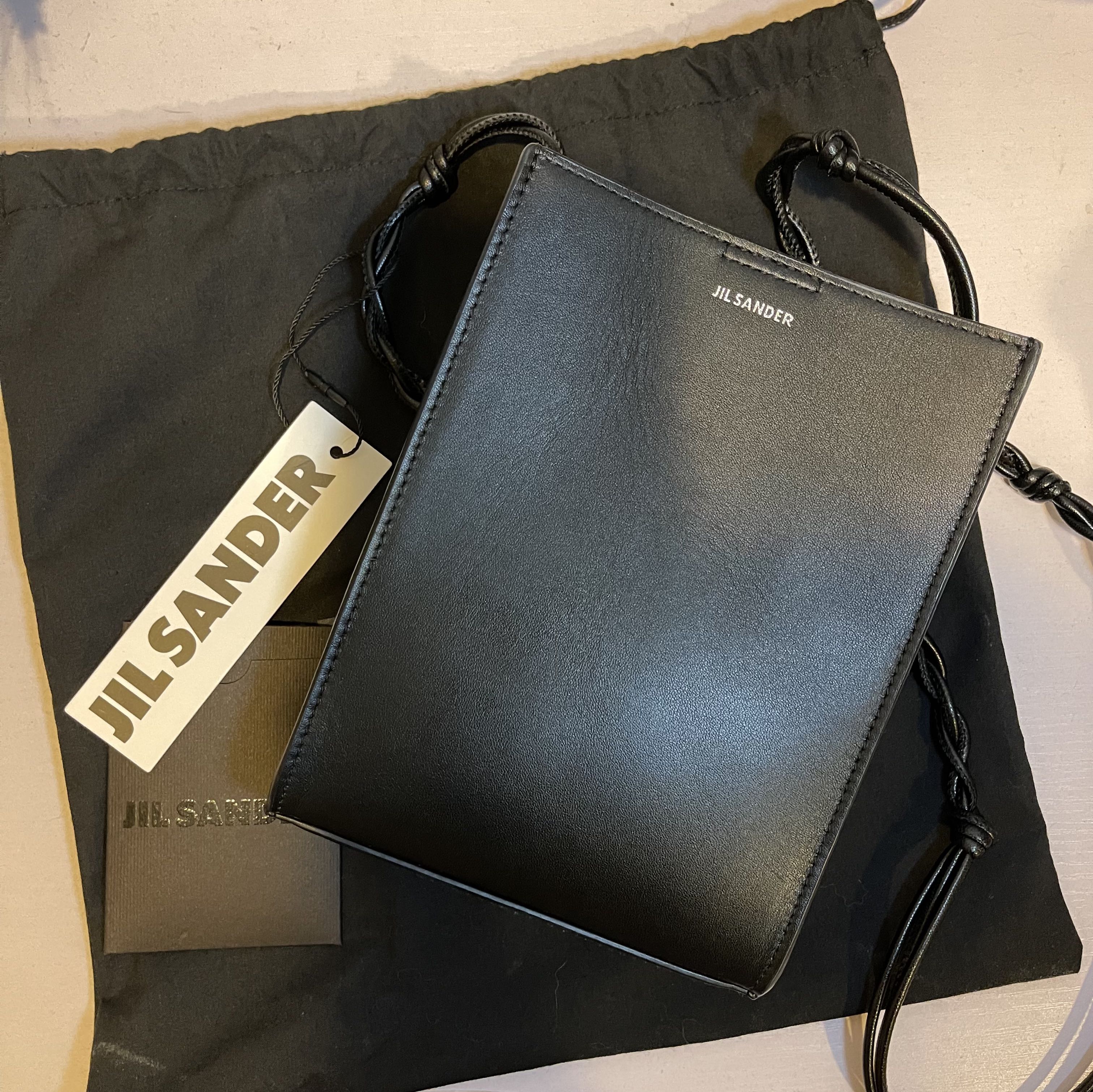 Jil sander tangle bag （BLK), 名牌精品, 精品包與皮夾在旋轉拍賣