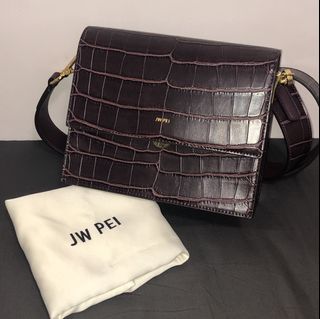 （分類：）位於 。 由 223nna 提交（商品編號 1137892019，圖片 1）。簡介： 。