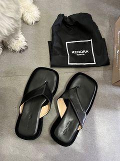 NEW Kendra Black Platform Chunky Sandals