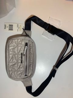 （分類：）位於 。 由 lokhim_ 提交（商品編號 1137853800，圖片 1）。簡介： 。