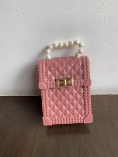 (Category: ) located in . Submitted by melissagq (Listing ID 1137791947, Image 1). Description: .