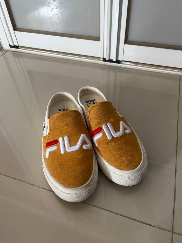 Mustard fila sneakers sale