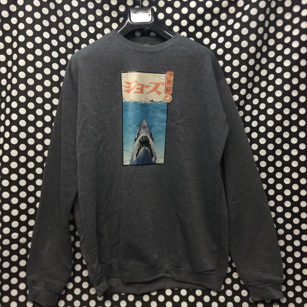 oversized graphic sweater