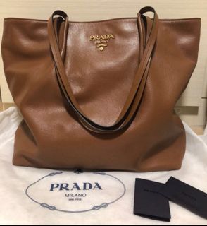(Category: ) located in . Submitted by _notashopaholic_ (Listing ID 1137761475, Image 1). Description: .