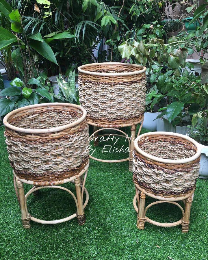 RATTAN PLANT STAND/RATTAN BASKET/PLANT BASKET/PLANT STAND, Furniture
