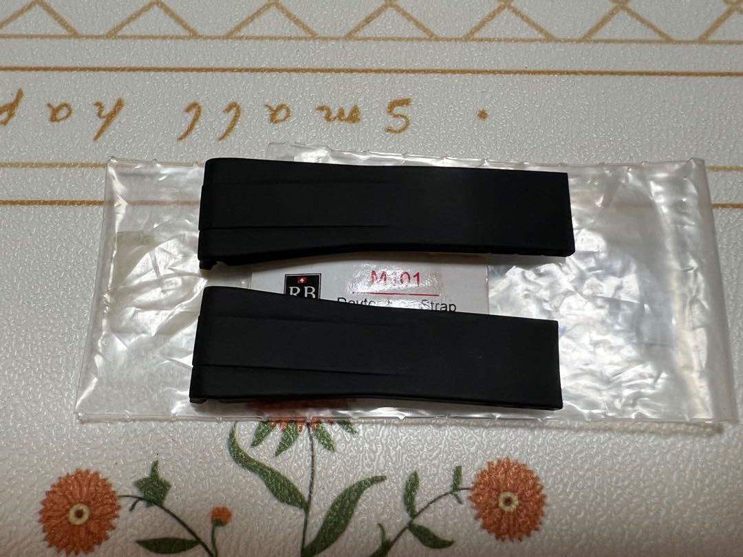 Rubber B M101 Daytona on Strap Carousell