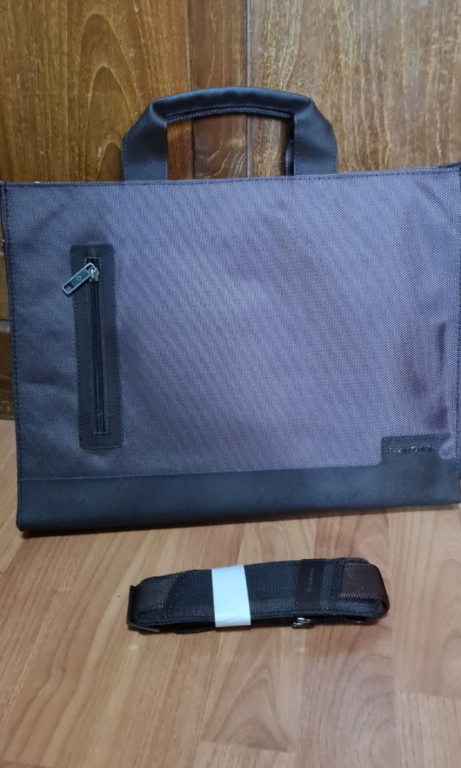 Samsonite Laptop Bag, Computers & Tech, Laptops & Notebooks on Carousell