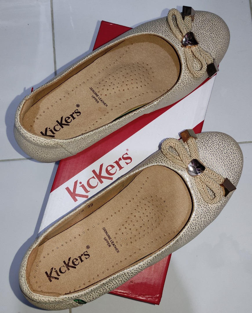 Sepatu sandal wanita kickers original online