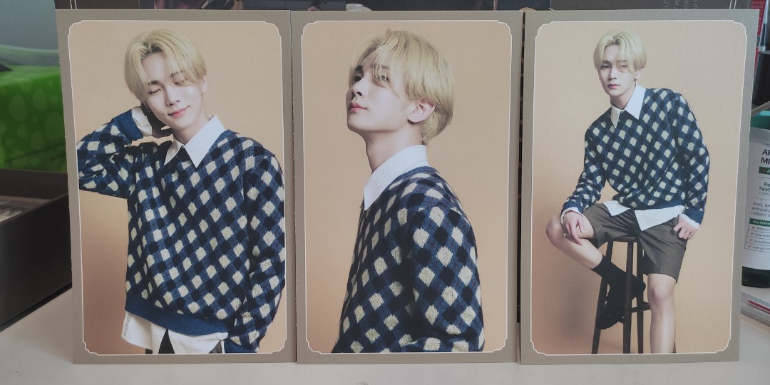 Shinee seasons greetings Key postcards 2022, Hobbies & Toys