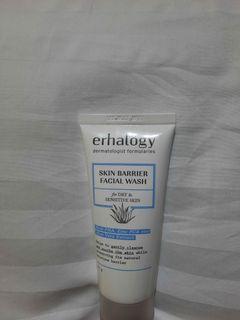 Skin Barrier Facial Wash for Dry & Sensitive Skin