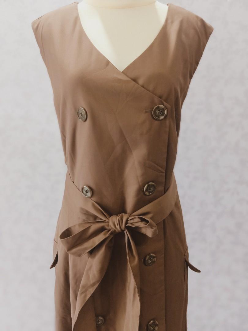 long coat sleeveless