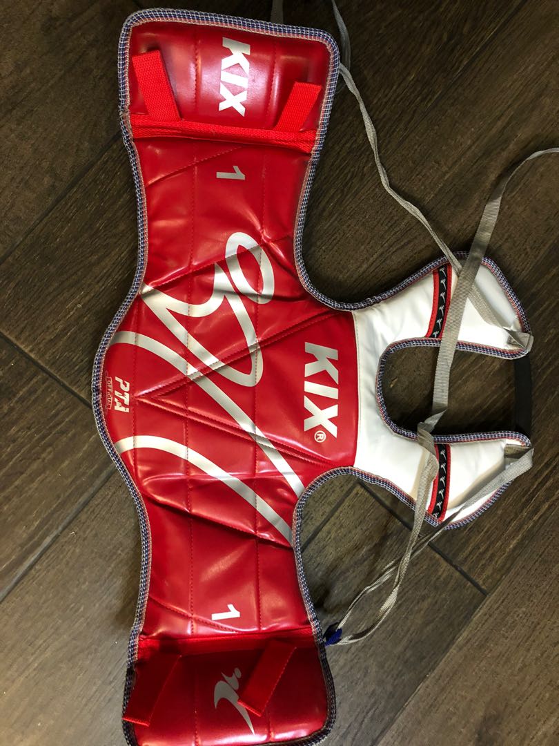 Taekwondo body shield, Sports Equipment, Sports & Games, Combat Sports