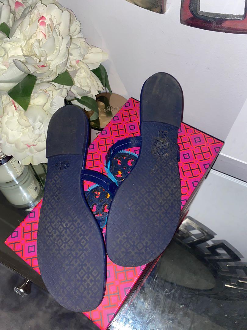 Tory Burch (Category: Shoes) located in Etobicoke. Submitted by akosriley (Listing ID 1137688975, Image 2). Description: Size 10, like new .