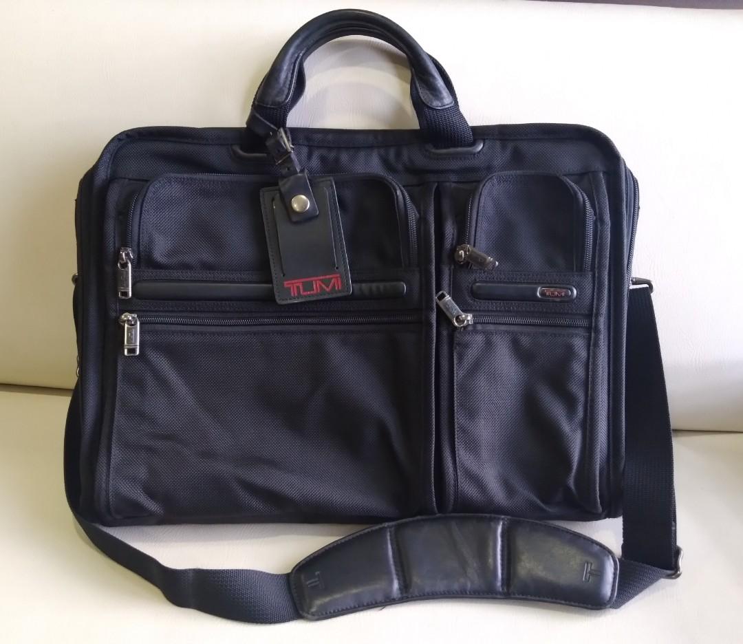TUMI, Men's Fashion, Bags, Briefcases on Carousell