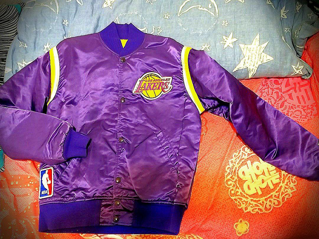 Milwaukee Bucks Satin Vintage NBA Authentics Starter Jacket Size XL BNWT