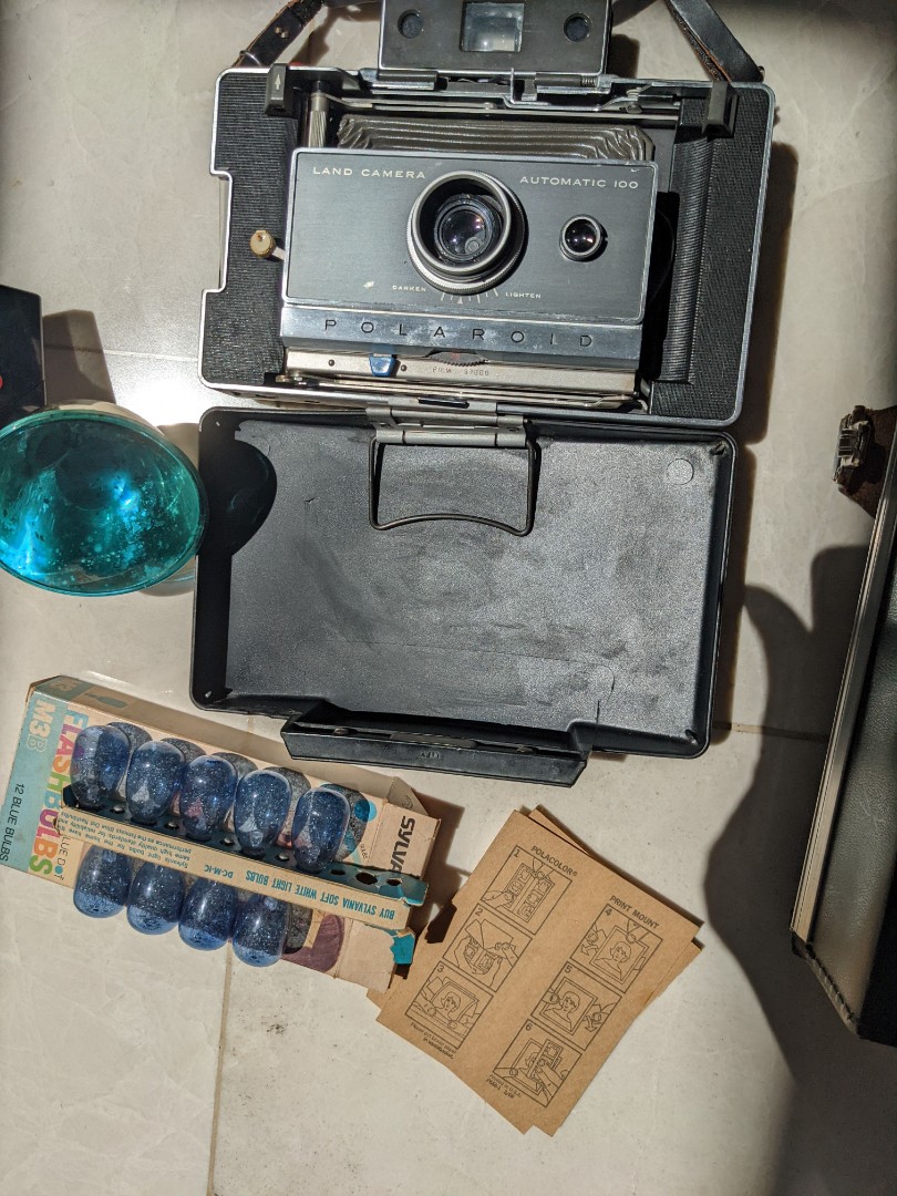 polaroid land automatic 100