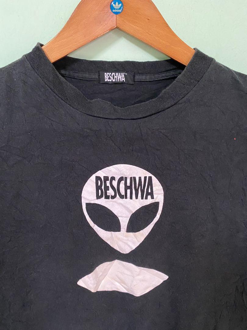 Buy Vintage Beschwa Alien Spellout Big Logo M Size Online in India