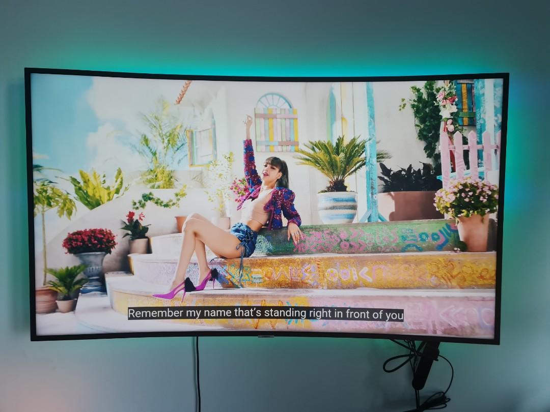 UHD 4K Curved Smart TV NU7300 Series 