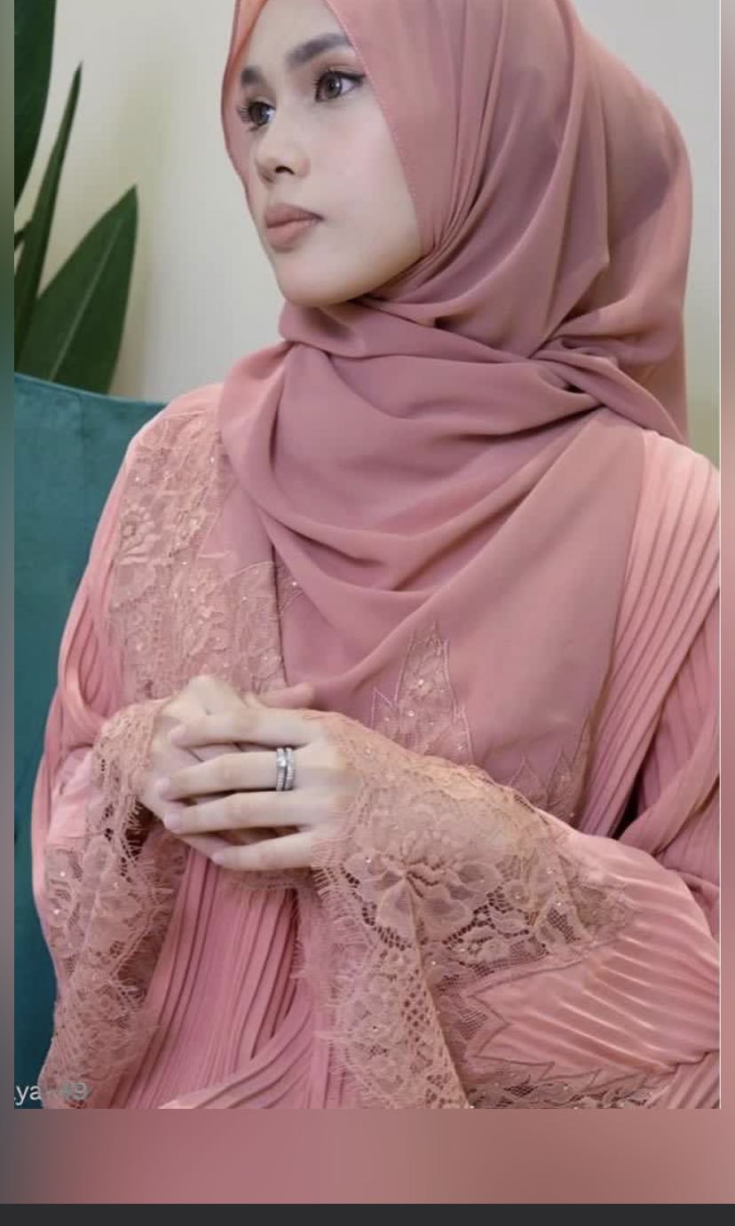 Abaya by sara, Women's Fashion 