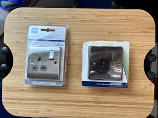 （分類：）位於 。 由 adriancw 提交（商品編號 1138020947，圖片 1）。簡介： 。