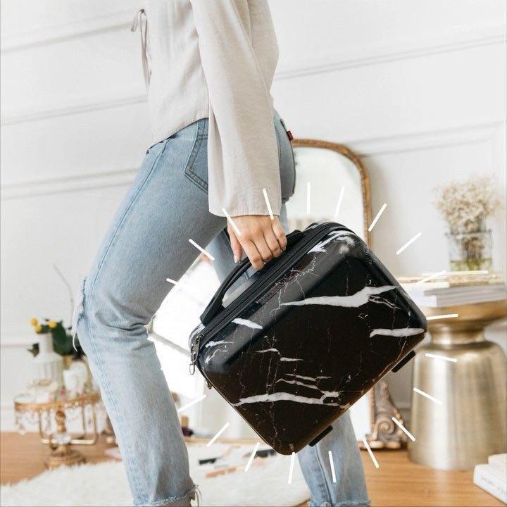 Calpak vanity case clearance