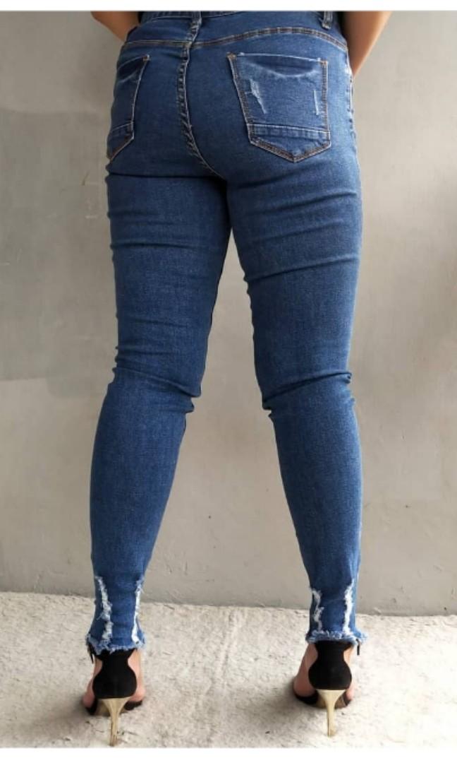Celana Ripped HW, Fesyen Wanita 
