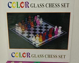 Colour glass chess set