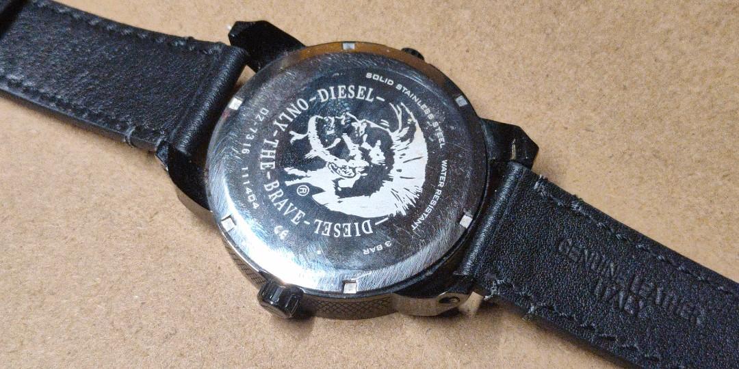 DIESEL Mini Daddy (3 BAR) Watch [DZ7316] (Category: Men's Watches) located in Makati City. Submitted by wildfish.637da4 (Listing ID 1138057480, Image 3). Description: DIESEL Mini Daddy (3 BAR) Watch [DZ7316] -Solid Stainless Steel -Dual Battery (Time 1, Time 2) -New Genuine Leather Strap.