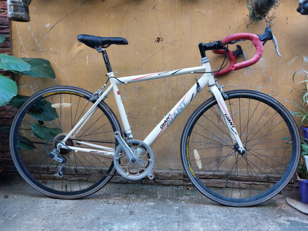 引き取り限定です。GIANT WINDSPEED 900 引き取り限定です。GIANT WINDSPEED 900