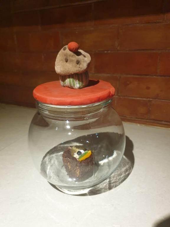 Glass Cookie Jar (Category: Bakeware) located in Manila. Submitted by germainepatdu (Listing ID 1138129403, Image 1). Description: Glass Cookie Jar for sale.