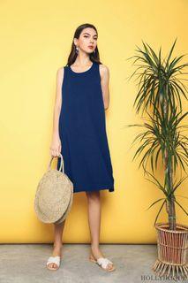 Hollyhoque Willa Basic Knit Dress (Navy)