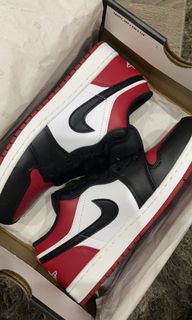 (Category: ) located in . Submitted by sneaker_cop (Listing ID 1138080544, Image 1). Description: .