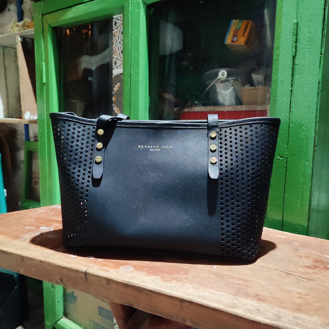 kenneth cole purses