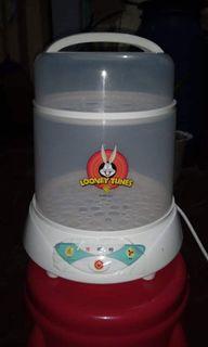 Looney Tunes Sterilizer & Dryer