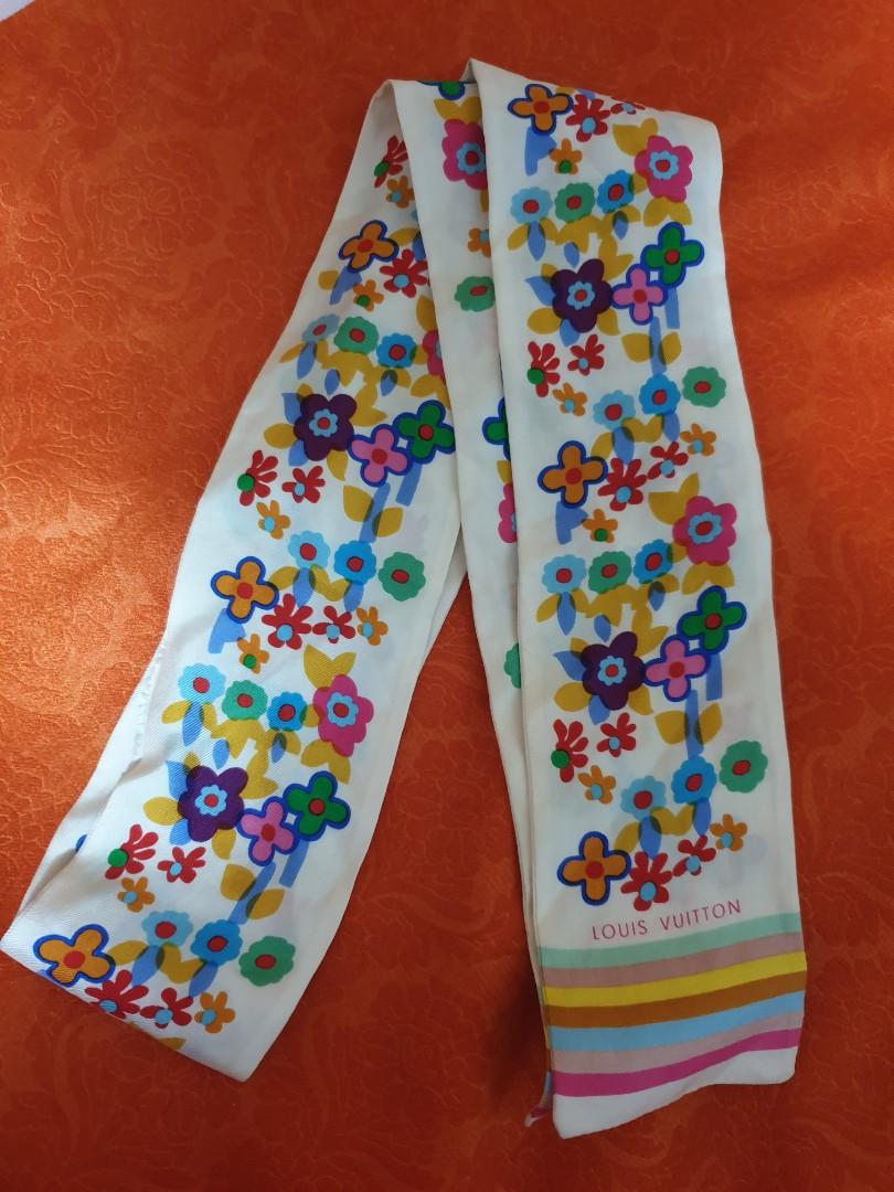 Louis Vuitton (Category: Luxury Accessories) located in Quezon City. Submitted by ooohlalagin2018 (Listing ID 1138125801, Image 1). Description: Authentic Louis Vuitton scarf/wrap /twilly / very cute see pic for the flaws pwde twilly ,head wrap etc... Sale 😊.