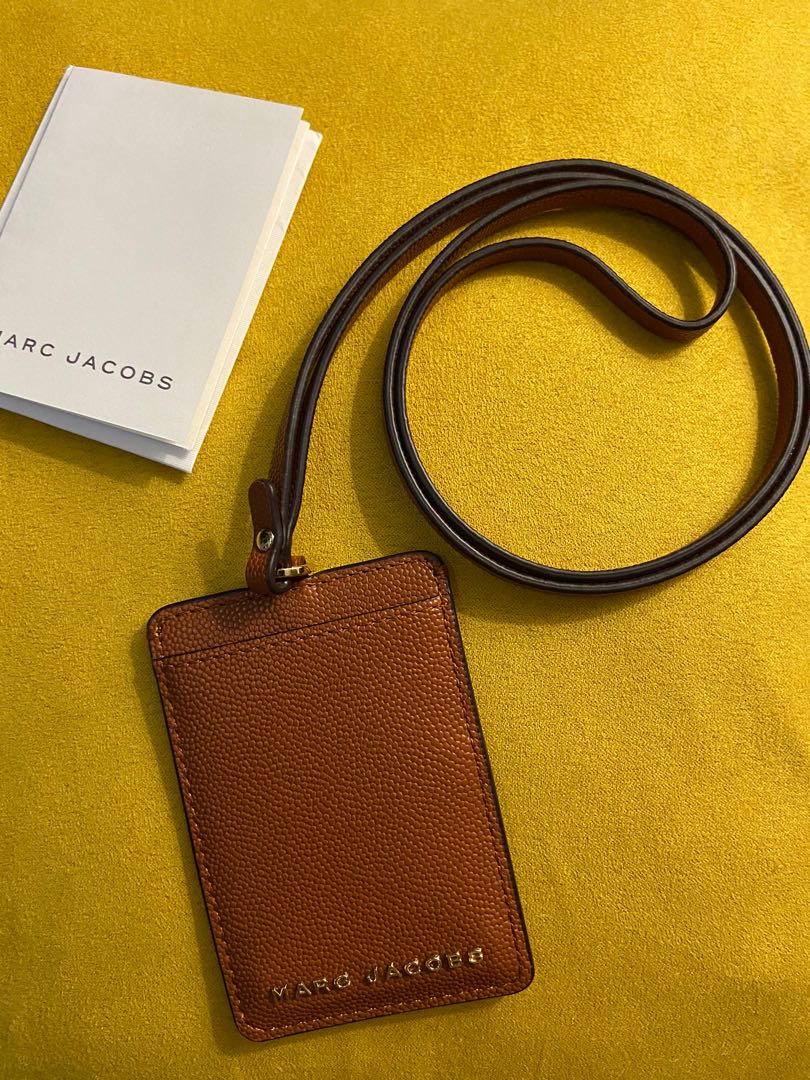 Marc Jacobs Lanyard Almond Brown Fesyen Wanita Aksesoris Di Carousell