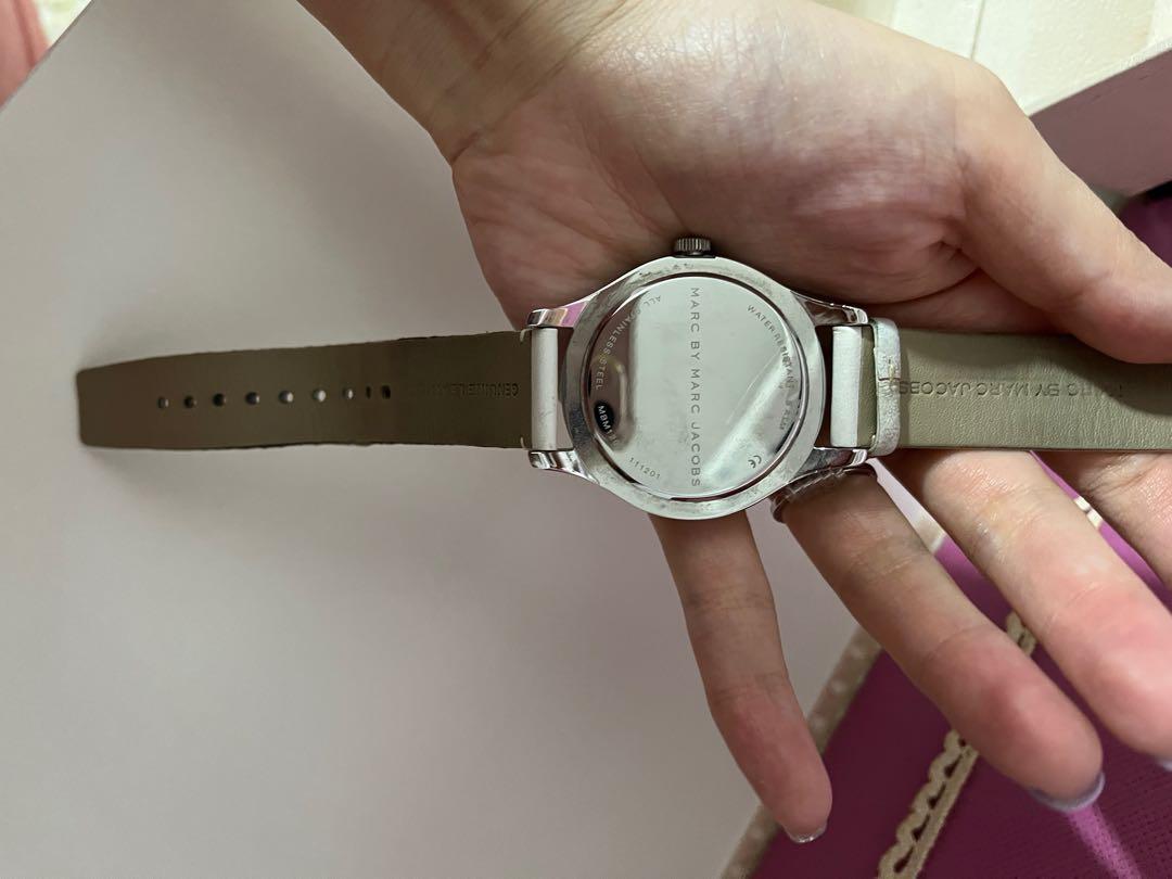 Marc jacobs sale white watch