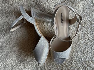 (Category: ) located in . Submitted by stopnshop01 (Listing ID 1138059673, Image 1). Description: .