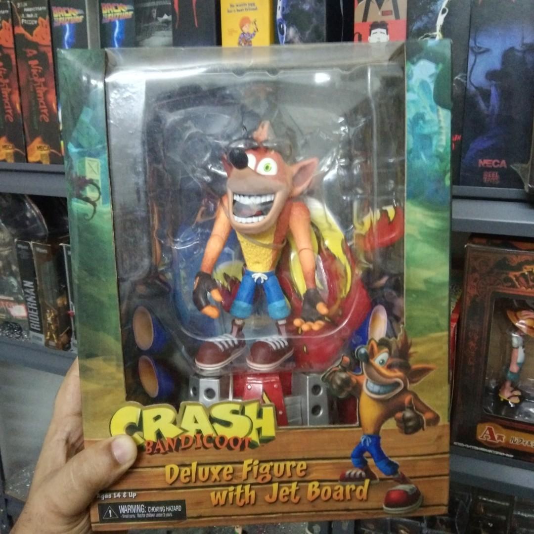 Neca crash bandicoot deluxe with jet board Hobbies Toys