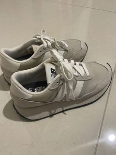 由 chenyuwrn (刊登 ID 1138053445，圖片 1) 提交，位於 的 (類別：)，說明：。
