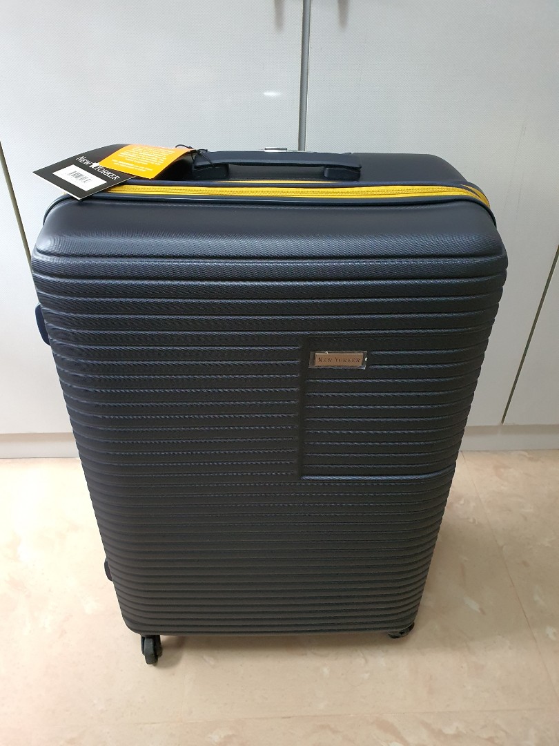 New yorker luggage 28 inch 2025
