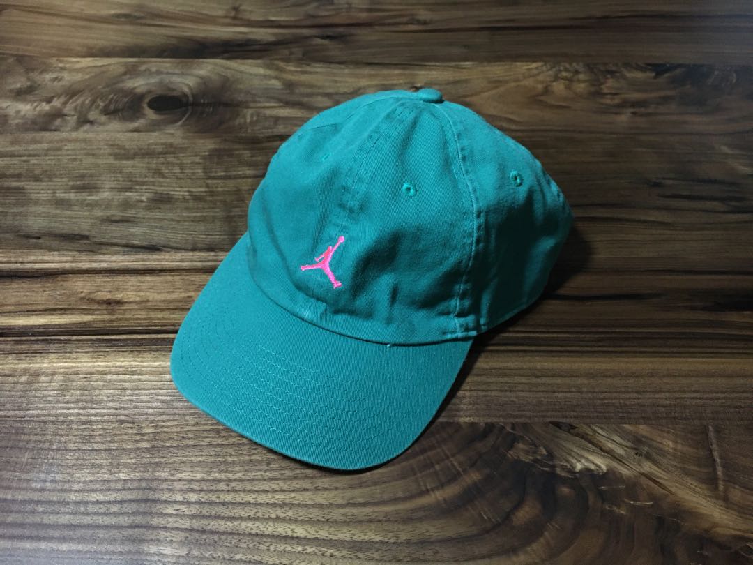 turquoise nike cap