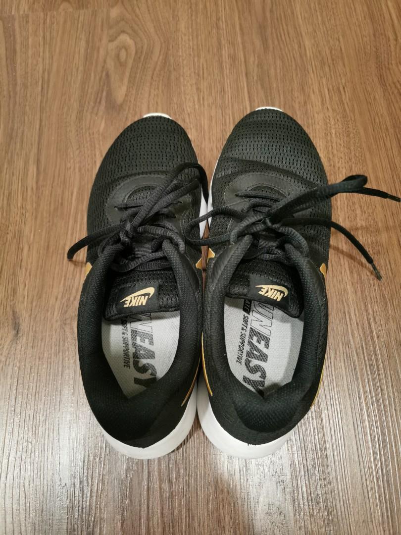 Nike store tanjun gold